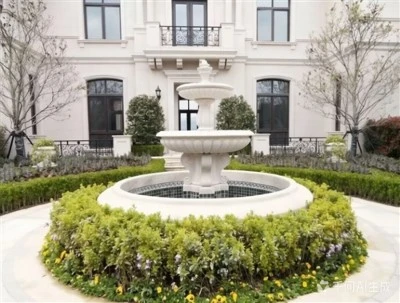 Fontaine en pierre