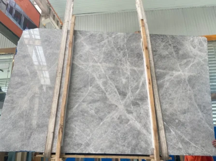 La dalle de marbre gris de toundra a poli le marbre naturel pour le projet de construction
