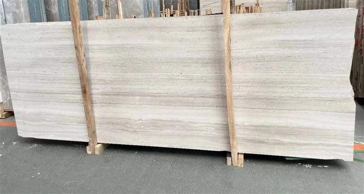 Pierre de marbre en bois blanc, revêtement mural intérieur en bois gris, sol